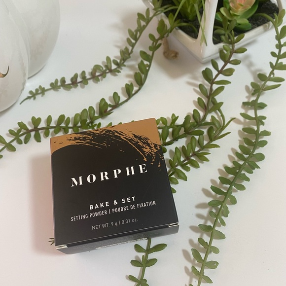 Morphe Loose Setting Powder - Translucent Tan - Picture 8 of 10